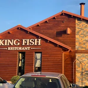 Villa Kingfish Restaurant & Boutique, Patok