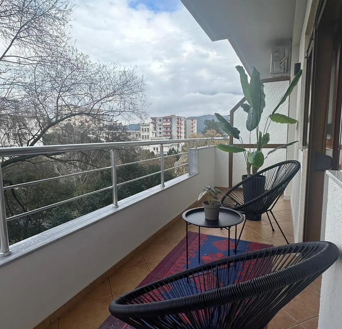 Gjirokastra Design Apartments 0*, Gjirokastër